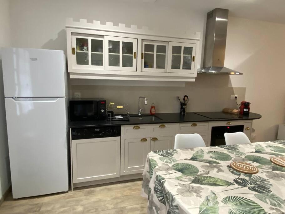 Maison 6 Personnes-Clim-Wifi-Proche Centre Ville قرقشونه المظهر الخارجي الصورة